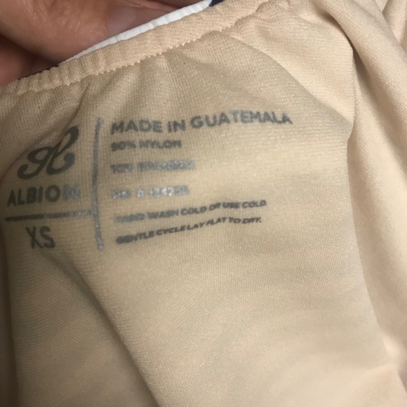 Albion Fit Weekender one piece swimsuit - Picture 4 of 4